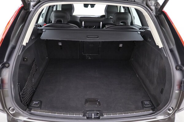 Used Volvo XC60 2018 for sale - 76068267: Photo 27