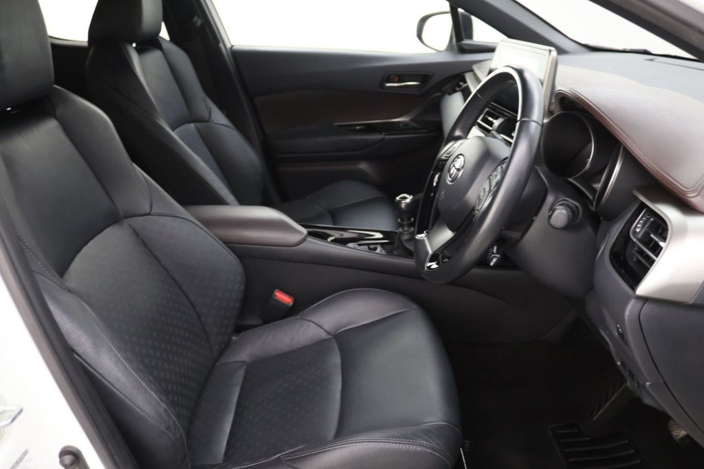 Used Toyota C-HR 2019 for sale - 77631764: Photo 12