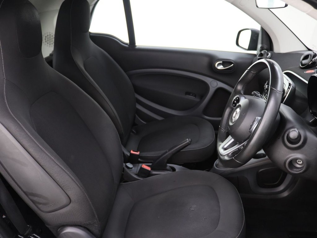 Used smart fortwo 2018 for sale - 76535692: Photo 12