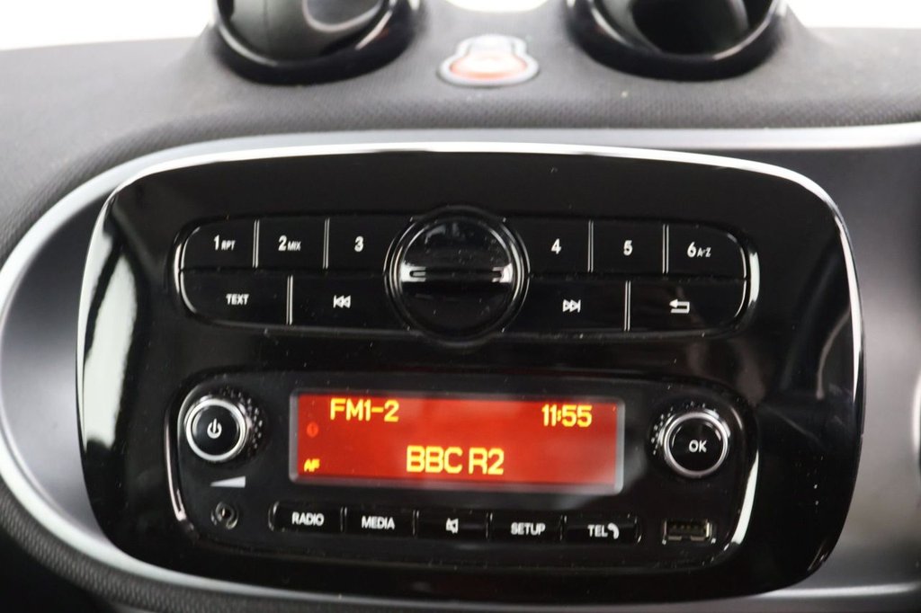 Used smart fortwo 2018 for sale - 76535692: Photo 15