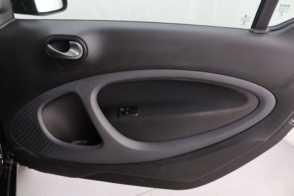 Used smart fortwo 2018 for sale - 76535692: Photo 23