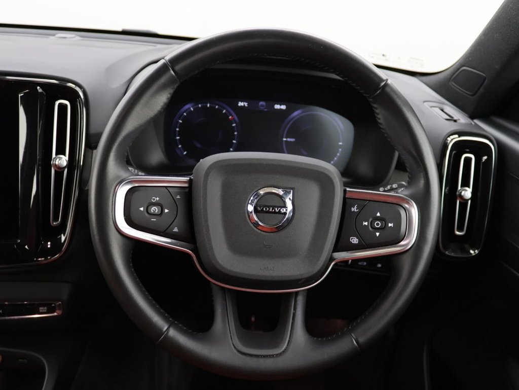 Used Volvo XC40 2021 for sale - 77049087: Photo 21