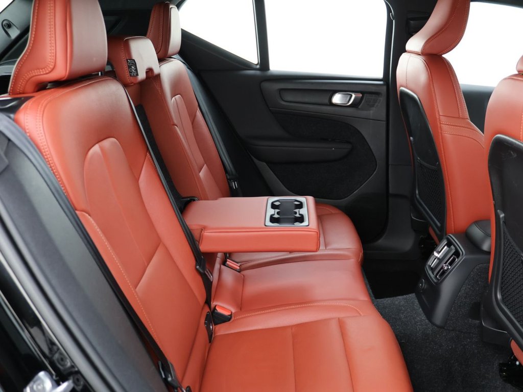 Used Volvo XC40 2021 for sale - 77049087: Photo 3