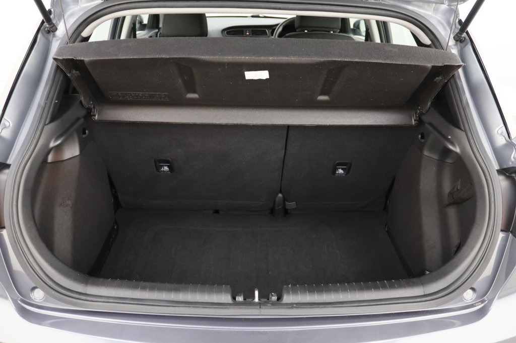 Used Hyundai i20 2019 for sale - 77287483: Photo 24