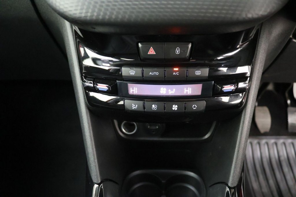 Used Peugeot 2008 2017 for sale - 77571884: Photo 15