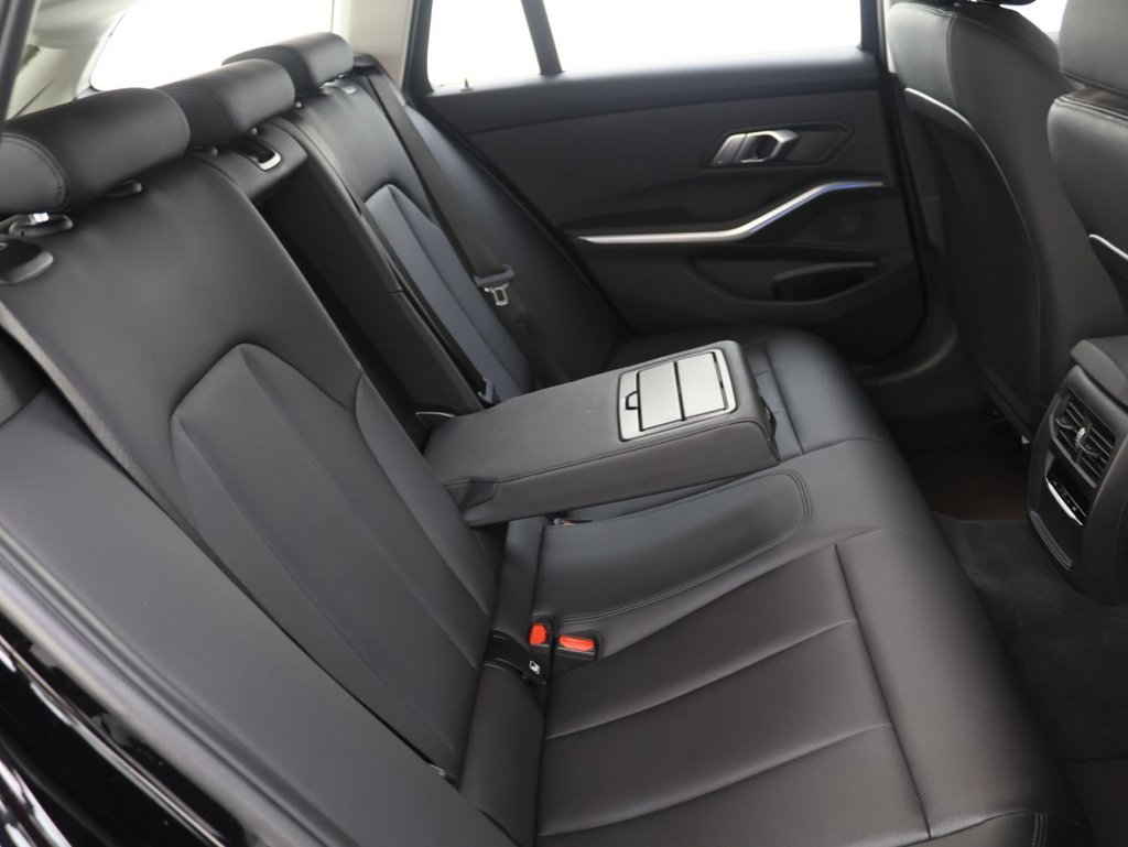 Used BMW 3 Series 2021 for sale - 76520395: Photo 17