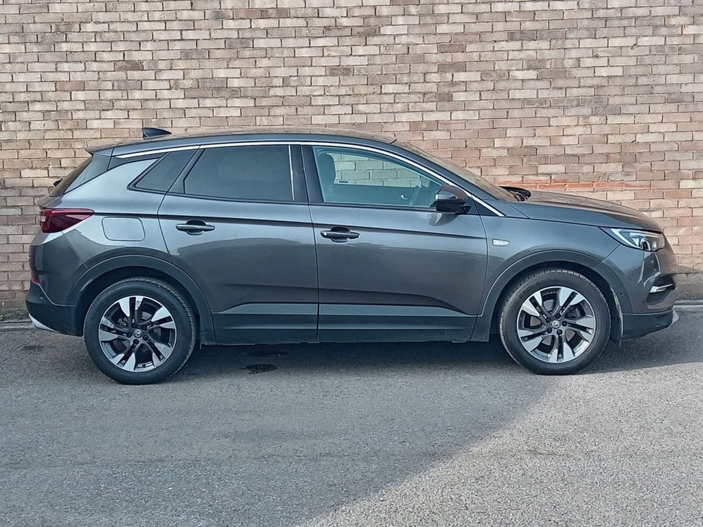 Used Vauxhall Grandland X 2018 for sale - 78134624: Photo 2