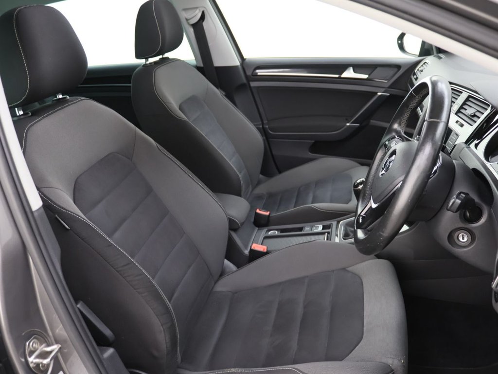 Used Volkswagen Golf 2016 for sale - 76395951: Photo 13