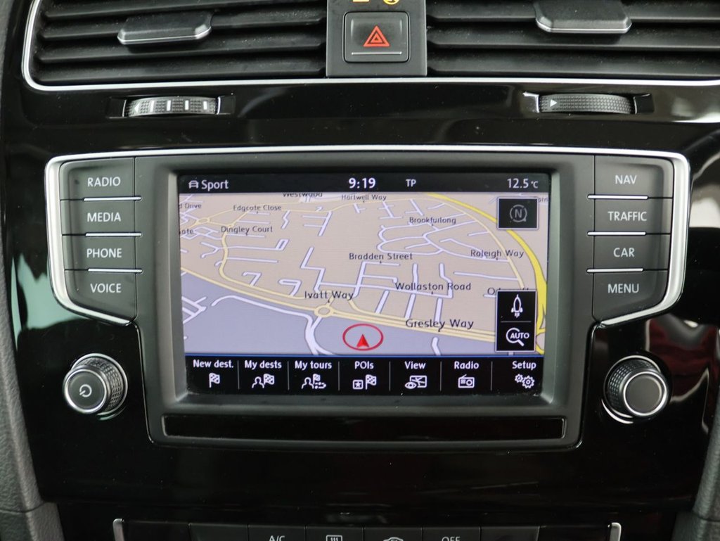 Used Volkswagen Golf 2016 for sale - 76395951: Photo 16