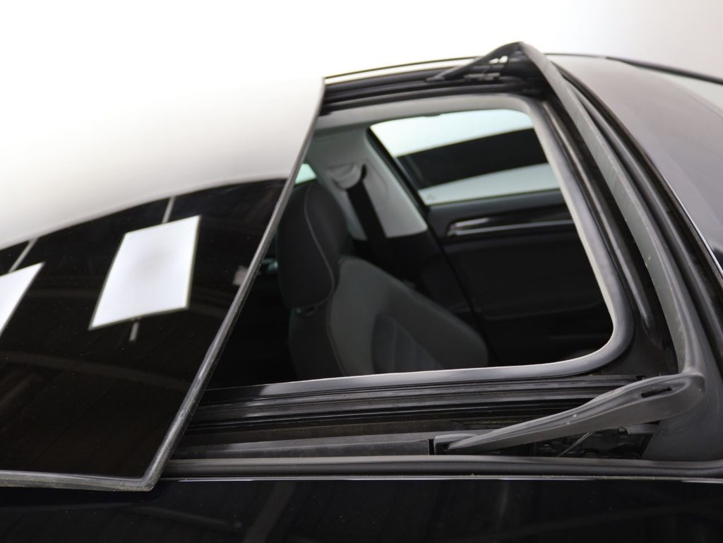 Used Volkswagen Golf 2016 for sale - 76395951: Photo 18