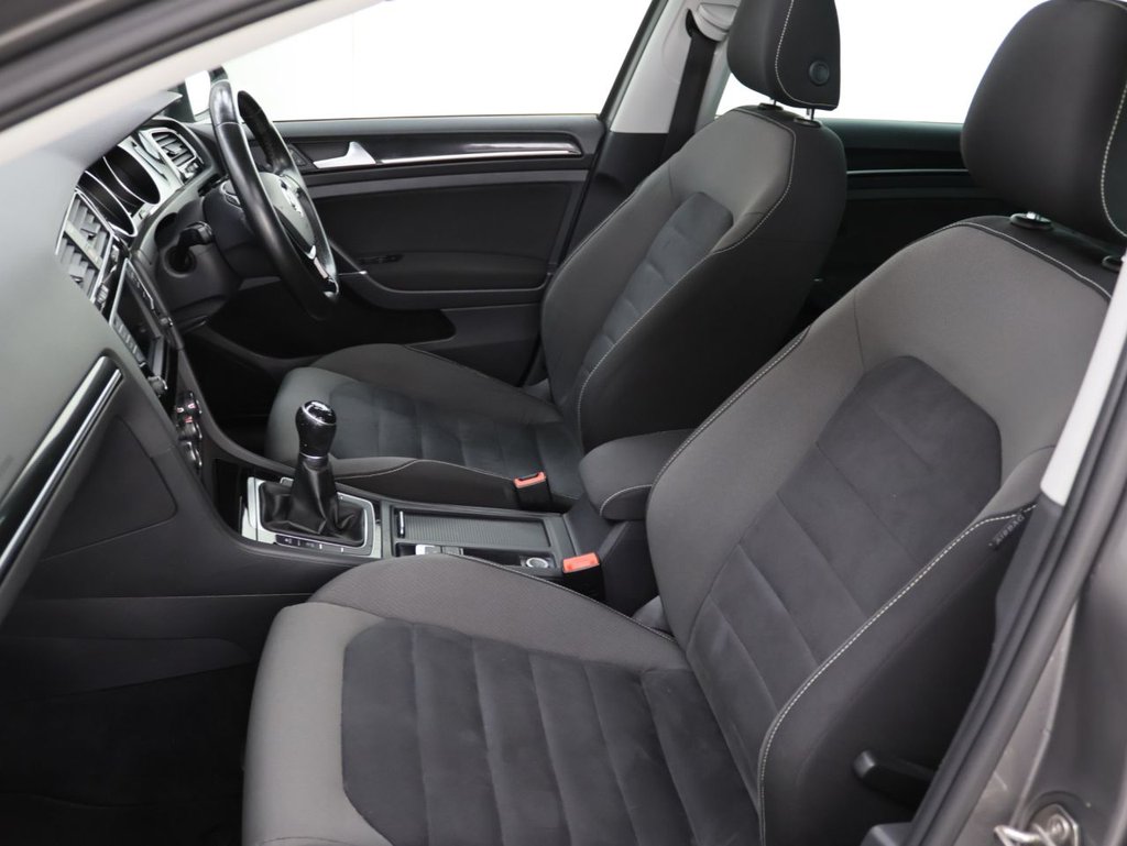 Used Volkswagen Golf 2016 for sale - 76395951: Photo 24