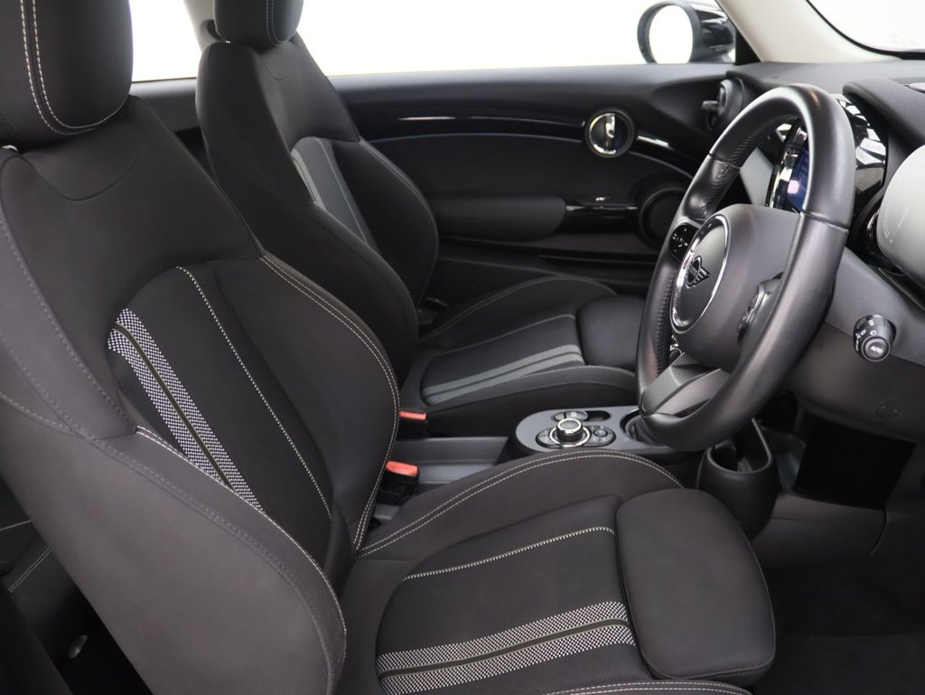 Used MINI Hatch 2022 for sale - 76481652: Photo 12