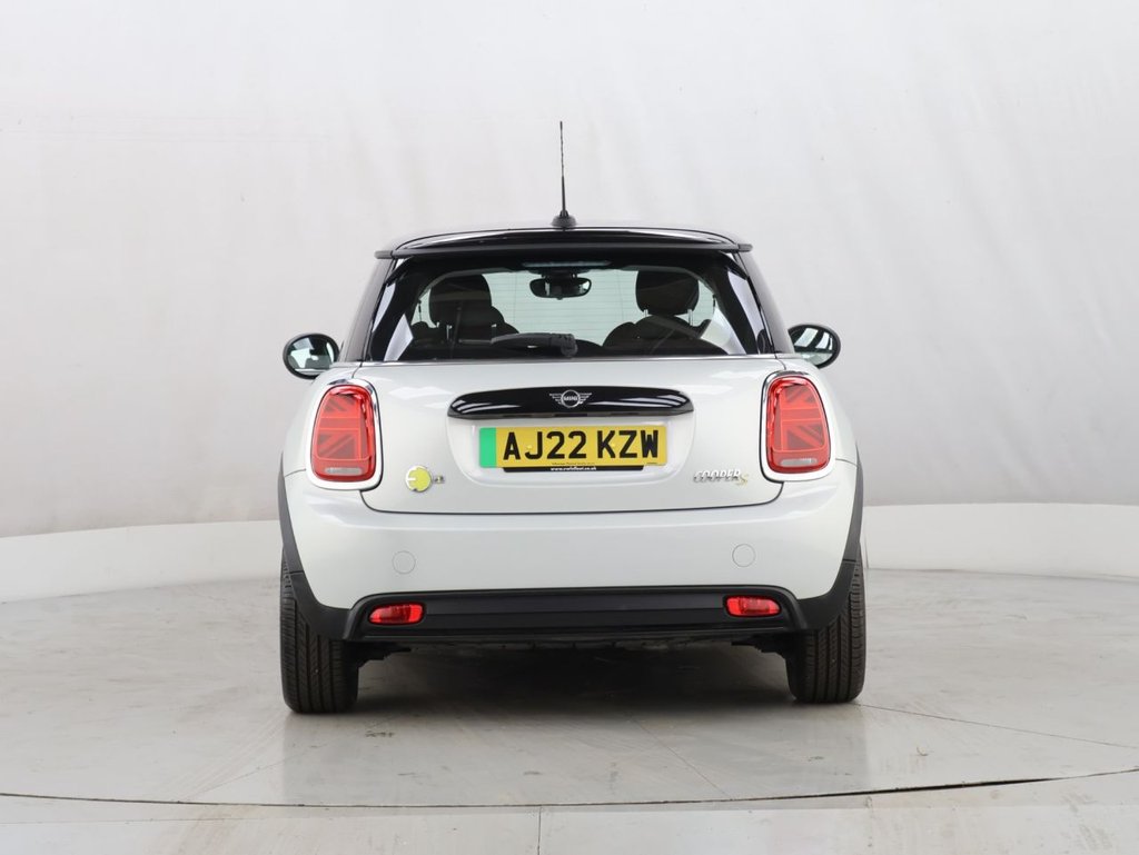 Used MINI Hatch 2022 for sale - 76481652: Photo 9