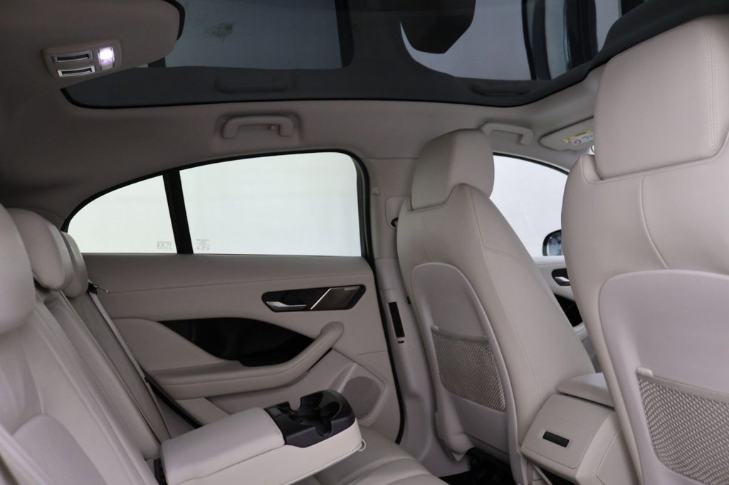 Used Jaguar I-Pace 2019 for sale - 76569768: Photo 2