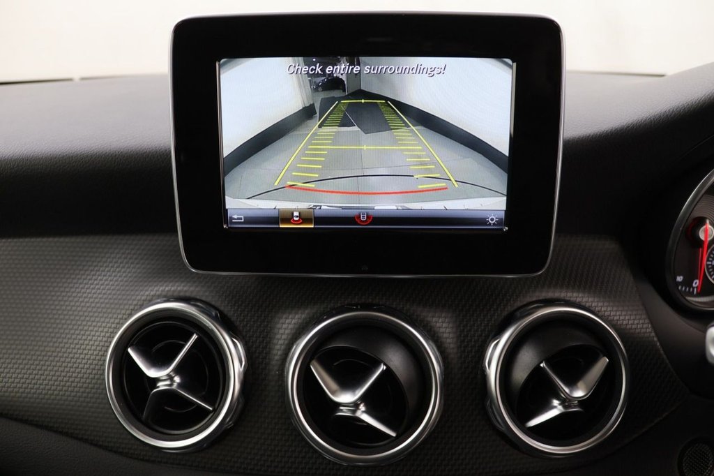 Used Mercedes-Benz GLA 2018 for sale - 76950350: Photo 16