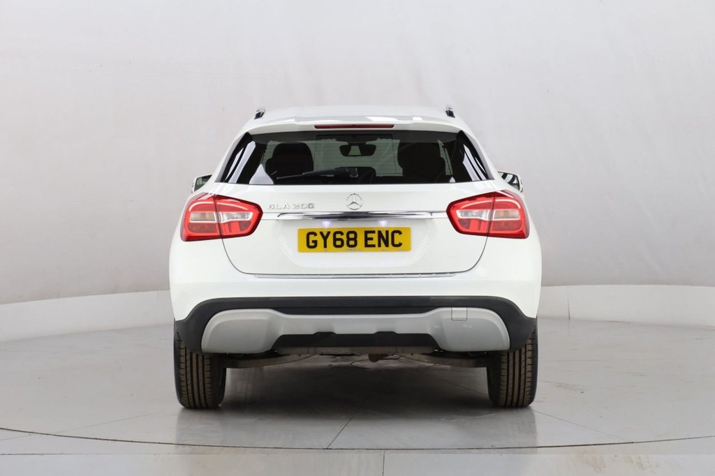 Used Mercedes-Benz GLA 2018 for sale - 76950350: Photo 9