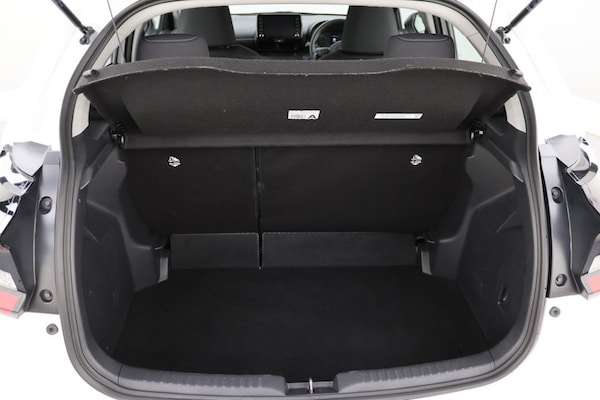 Used Mazda Mazda2 HYBRID 2023 for sale - 76255907: Photo 25