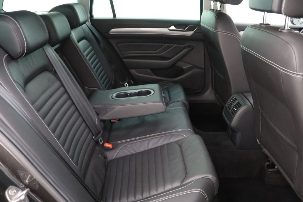 Used Volkswagen Passat 2022 for sale - 77891028: Photo 17