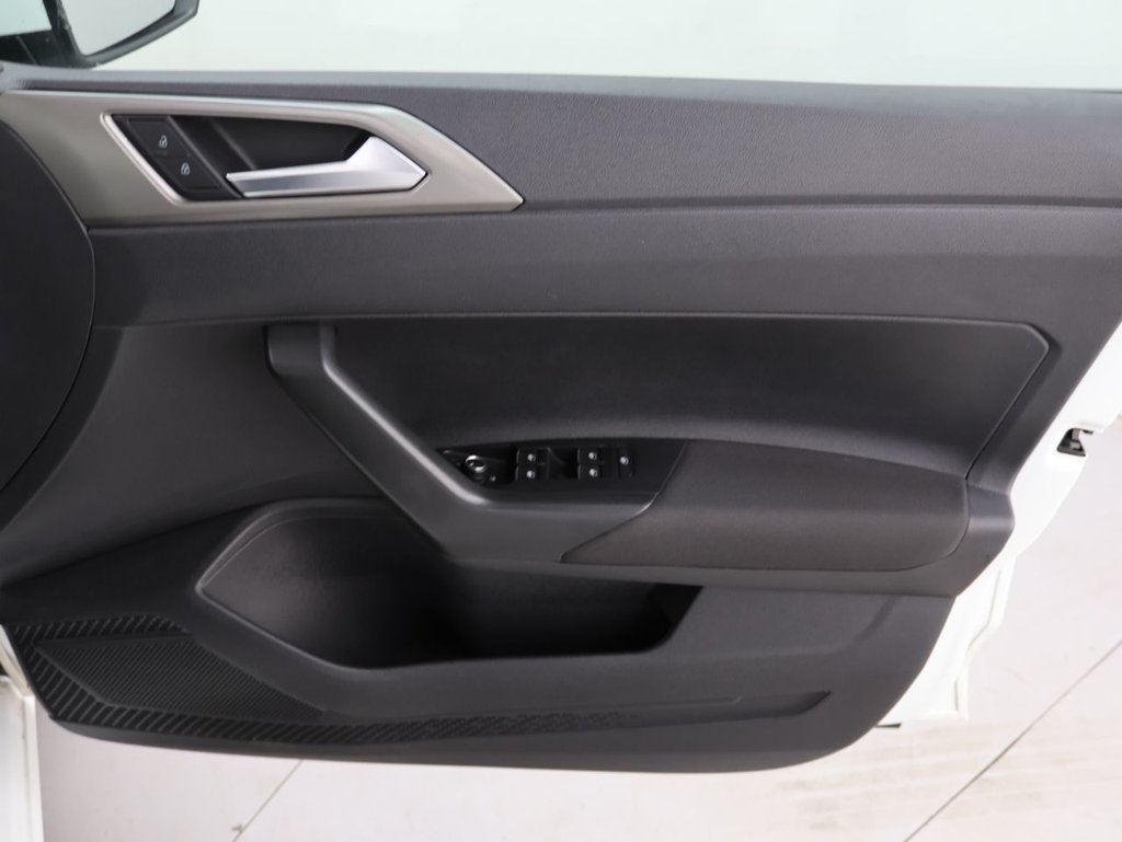 Used Volkswagen Polo 2019 for sale - 76132176: Photo 24