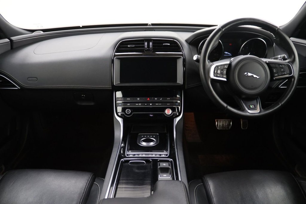 Used Jaguar XE 2019 for sale - 77583313: Photo 18