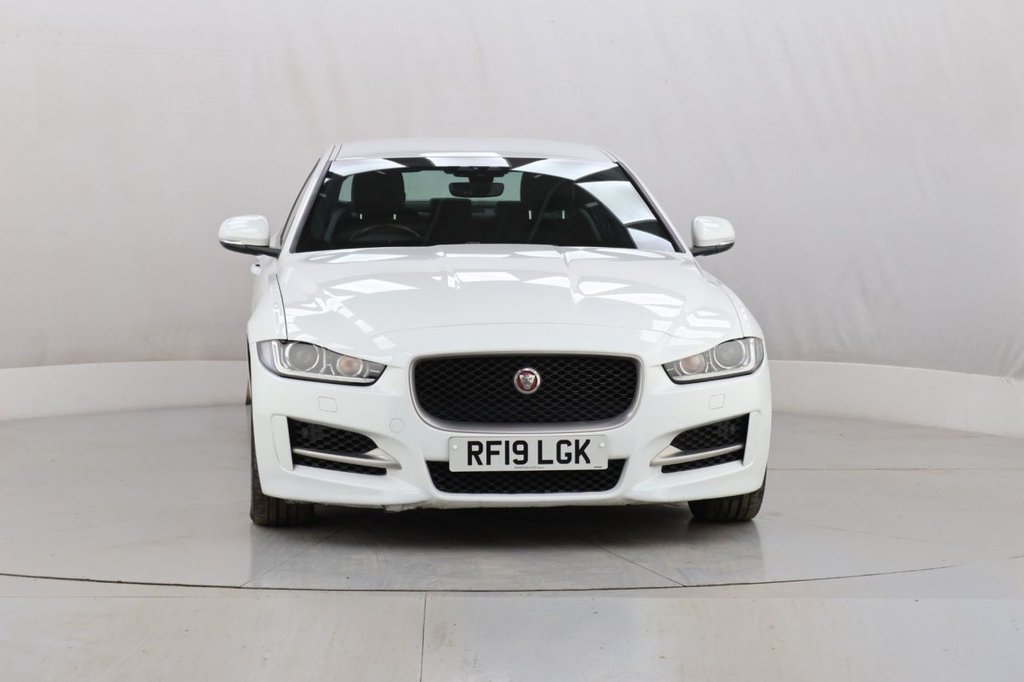 Used Jaguar XE 2019 for sale - 77583313: Photo 3