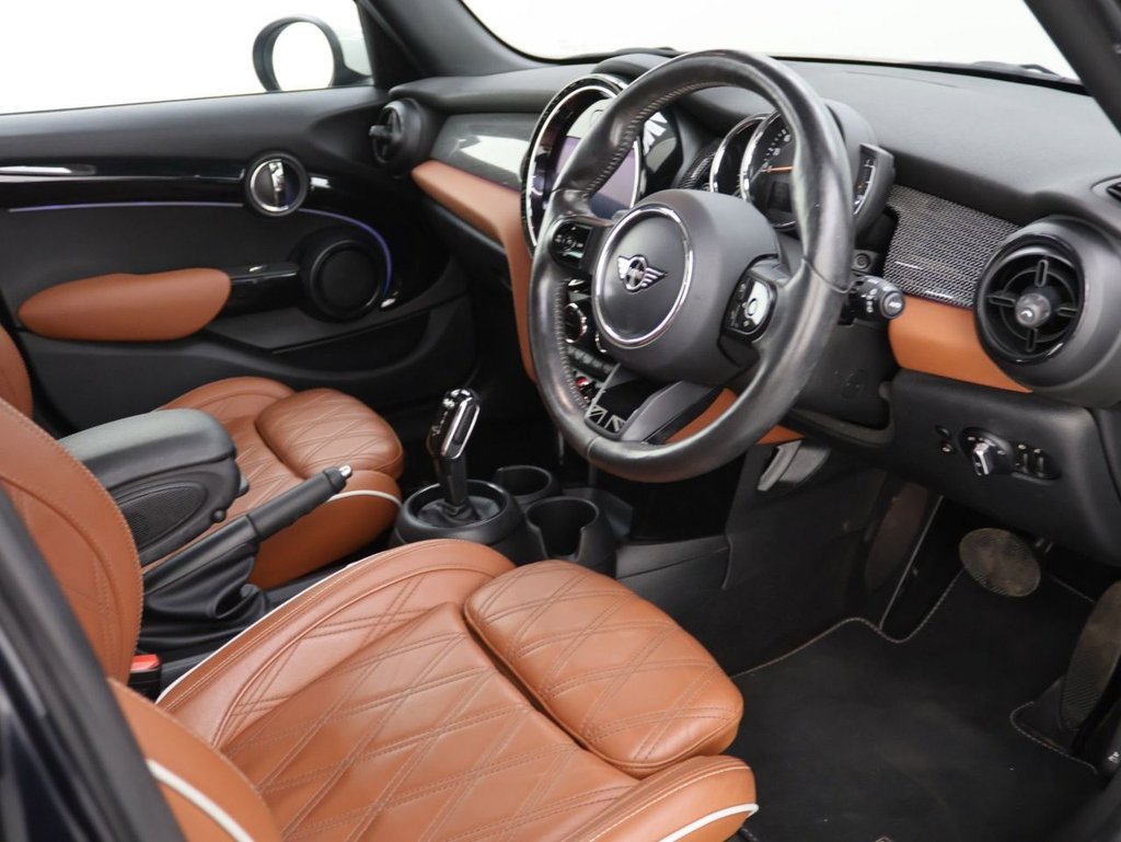 Used MINI Hatch 2022 for sale - 77835008: Photo 10