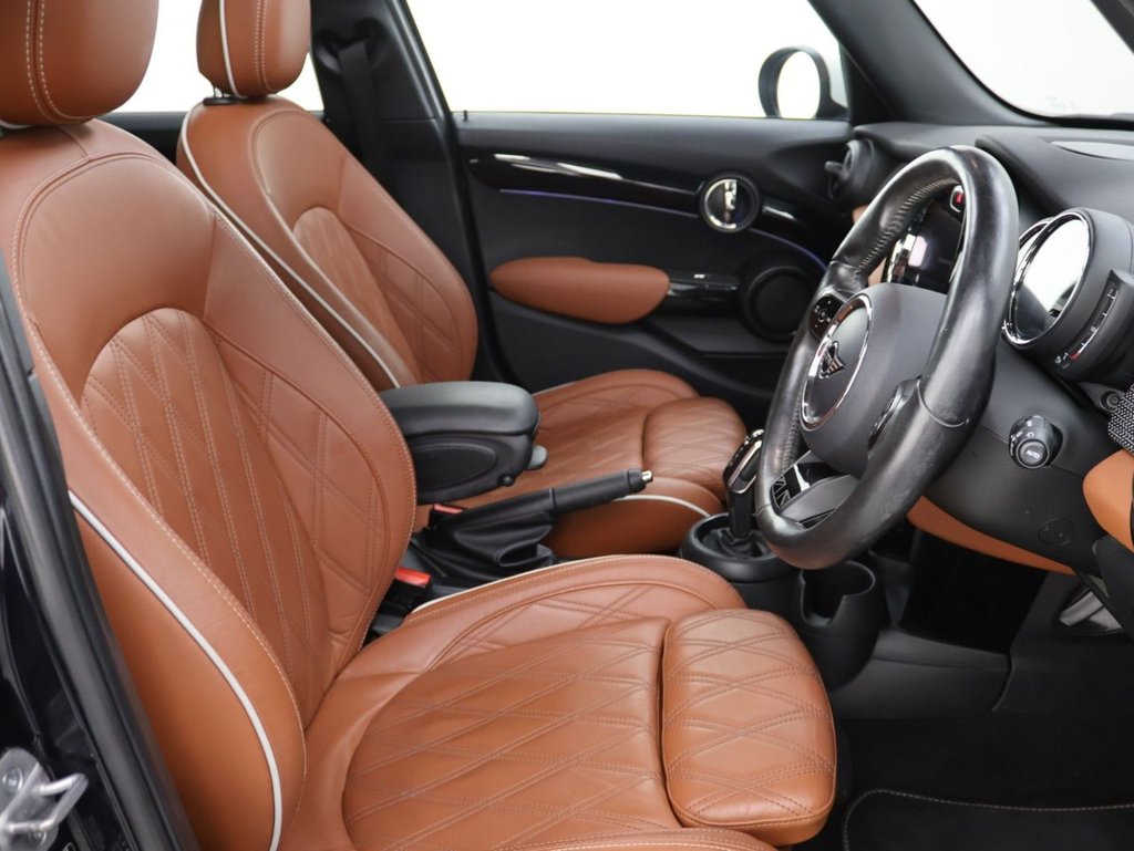 Used MINI Hatch 2022 for sale - 77835008: Photo 12