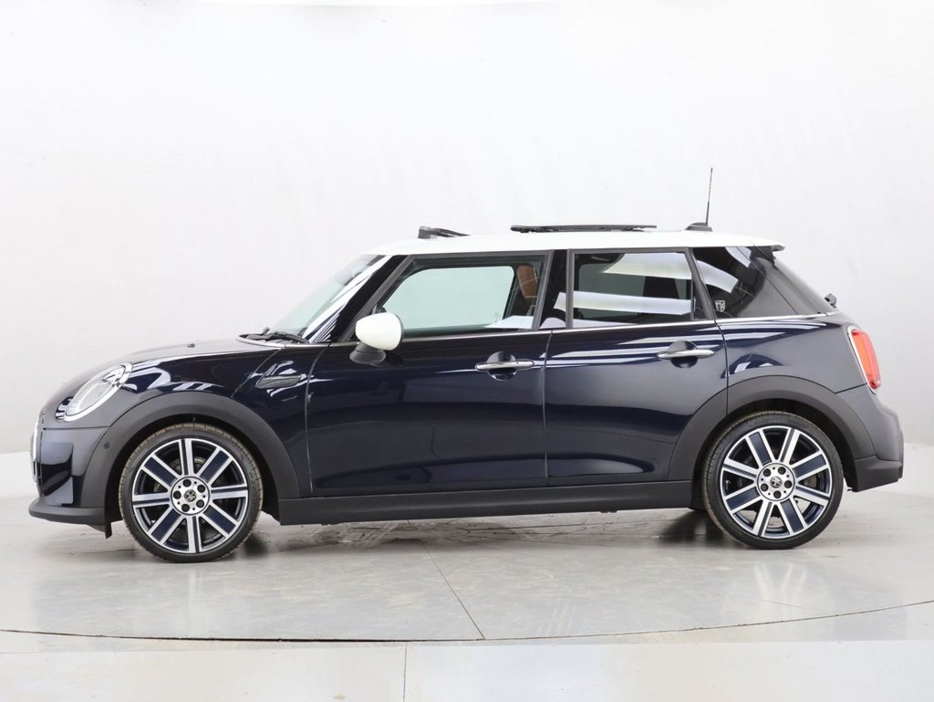 Used MINI Hatch 2022 for sale - 77835008: Photo 6