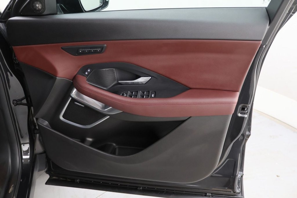 Used Jaguar E-Pace 2024 for sale - 76535517: Photo 29