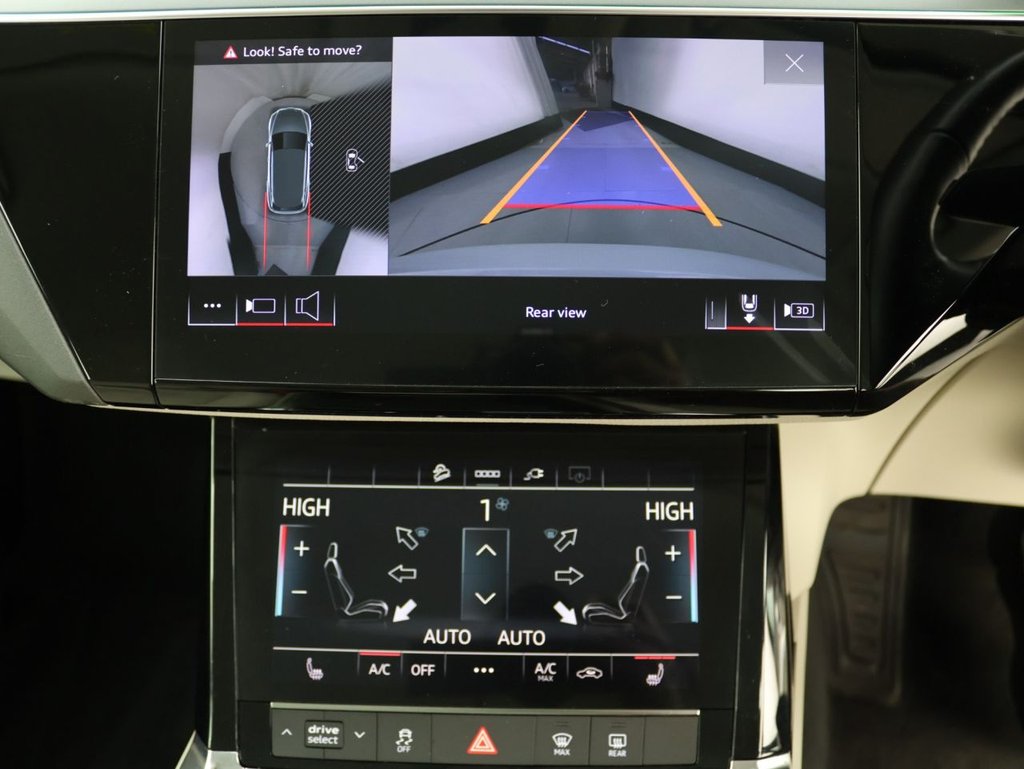 Used Audi e-tron 2021 for sale - 76740051: Photo 16