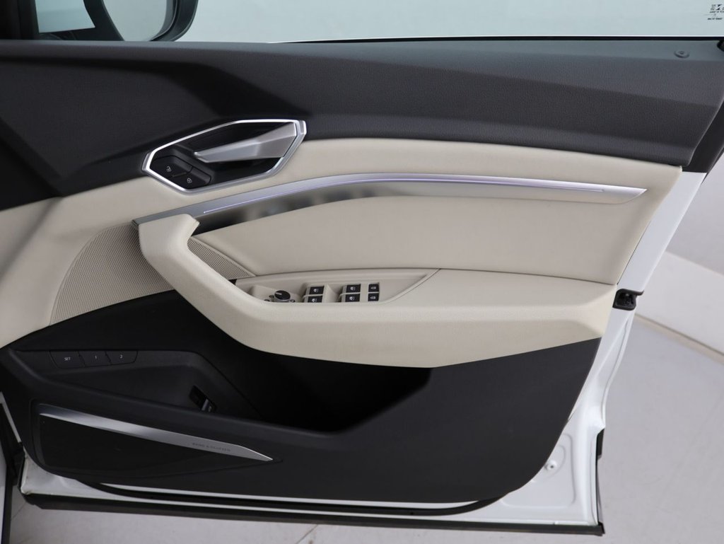 Used Audi e-tron 2021 for sale - 76740051: Photo 27