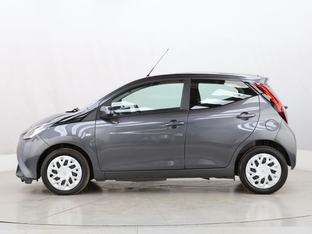 Used Toyota AYGO 2021 for sale - 76356203: Photo 6