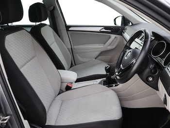 Used Volkswagen Tiguan 2018 for sale - 78672301: Photo