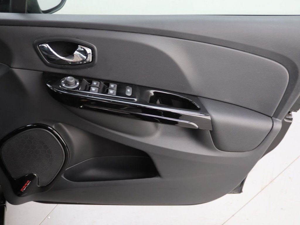 Used Renault Clio 2014 for sale - 78016885: Photo 26