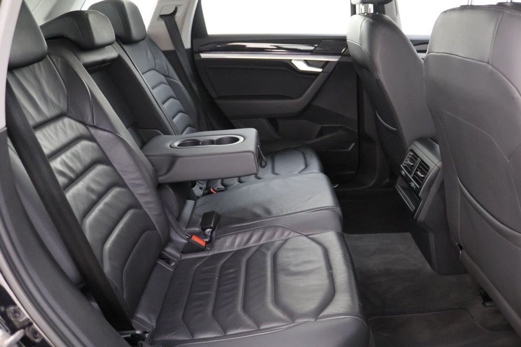 Used Volkswagen Touareg 2018 for sale - 77027175: Photo 17