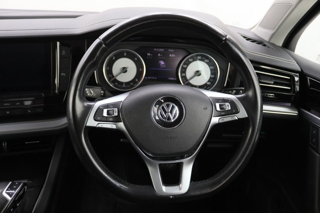 Used Volkswagen Touareg 2018 for sale - 77027175: Photo 20