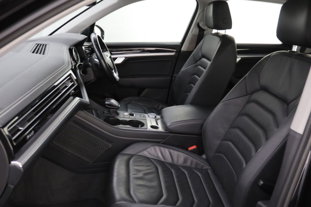 Used Volkswagen Touareg 2018 for sale - 77027175: Photo 22