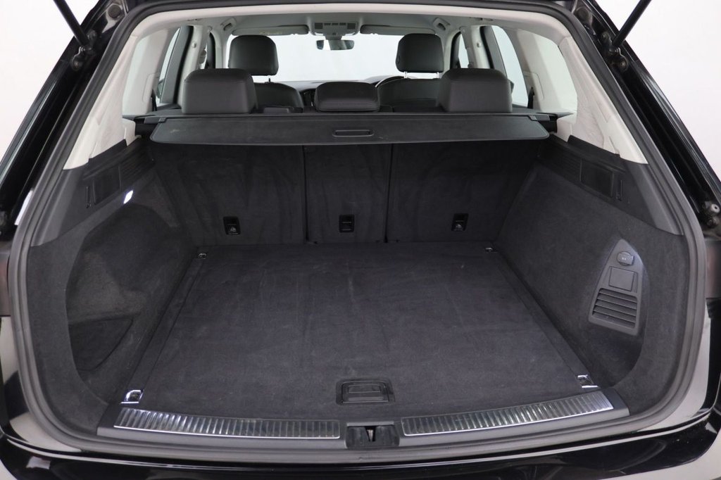 Used Volkswagen Touareg 2018 for sale - 77027175: Photo 25