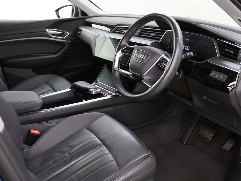 Used Audi e-tron 2021 for sale - 76469811: Photo 10
