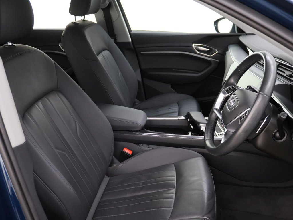 Used Audi e-tron 2021 for sale - 76469811: Photo 12