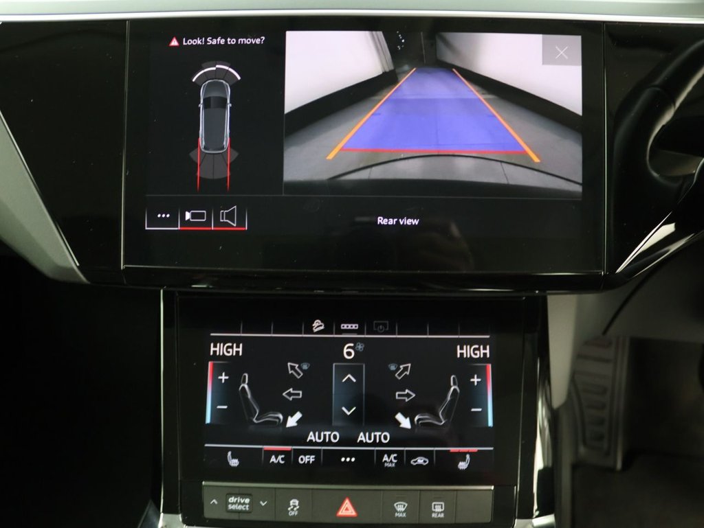 Used Audi e-tron 2021 for sale - 76469811: Photo 14