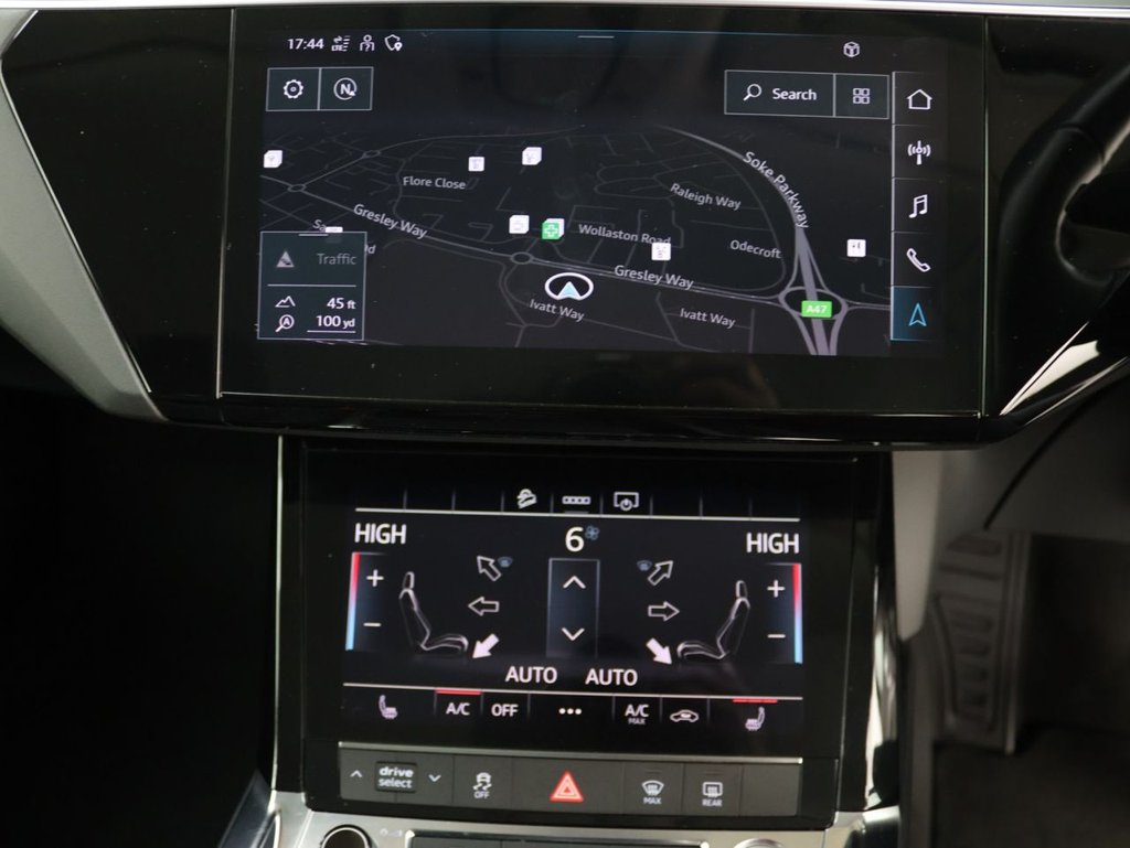 Used Audi e-tron 2021 for sale - 76469811: Photo 15