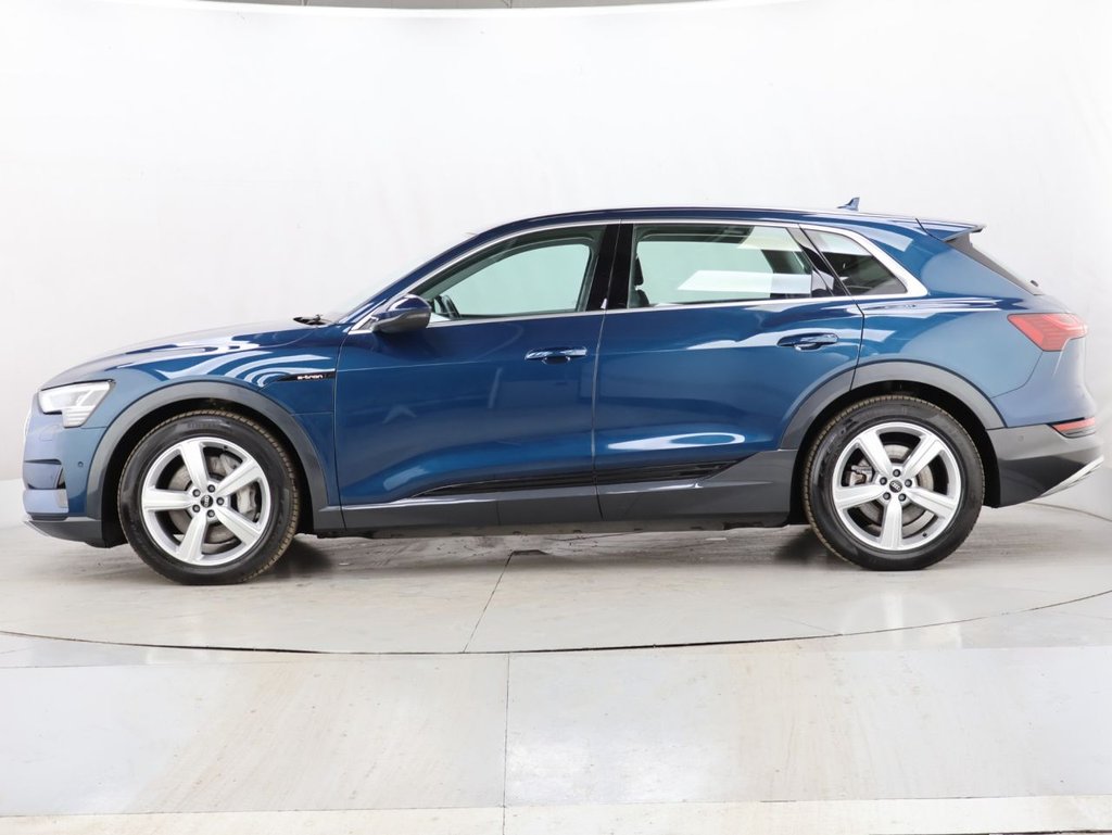 Used Audi e-tron 2021 for sale - 76469811: Photo 6