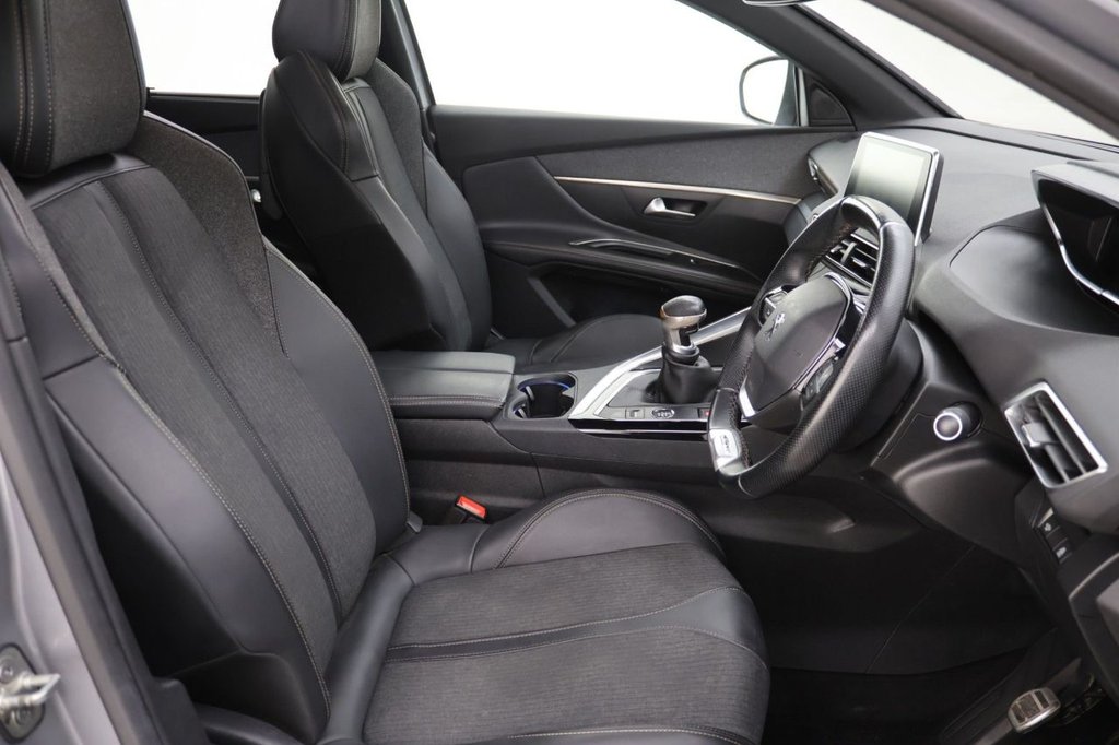 Used Peugeot 5008 2019 for sale - 77065065: Photo 11