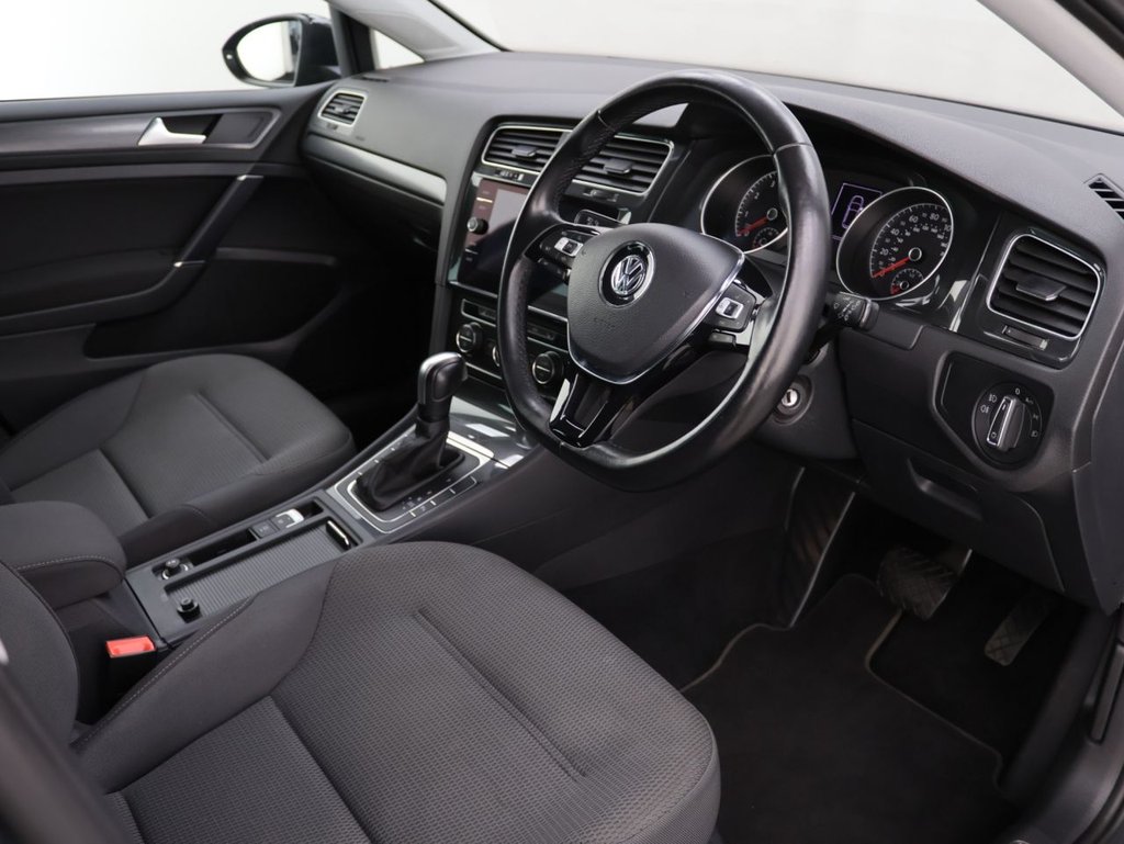 Used Volkswagen Golf 2019 for sale - 76665424: Photo 10