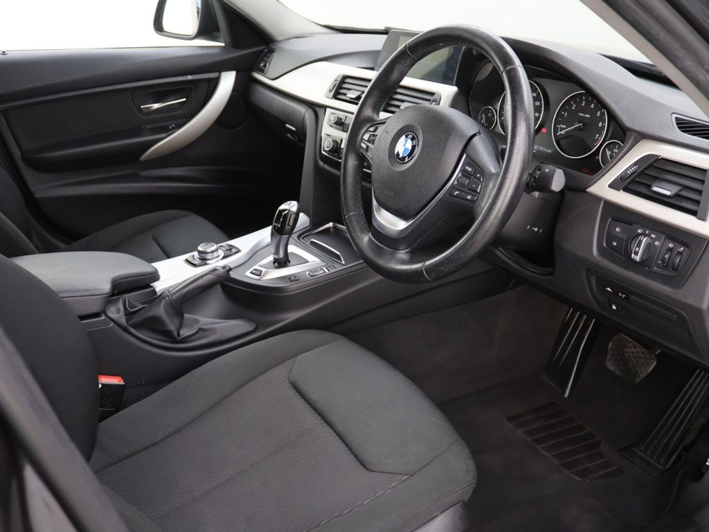 Used BMW 3 Series 2017 for sale - 78167028: Photo 10