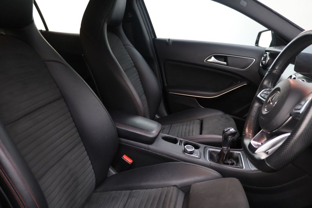 Used Mercedes-Benz GLA 2018 for sale - 77680418: Photo 11