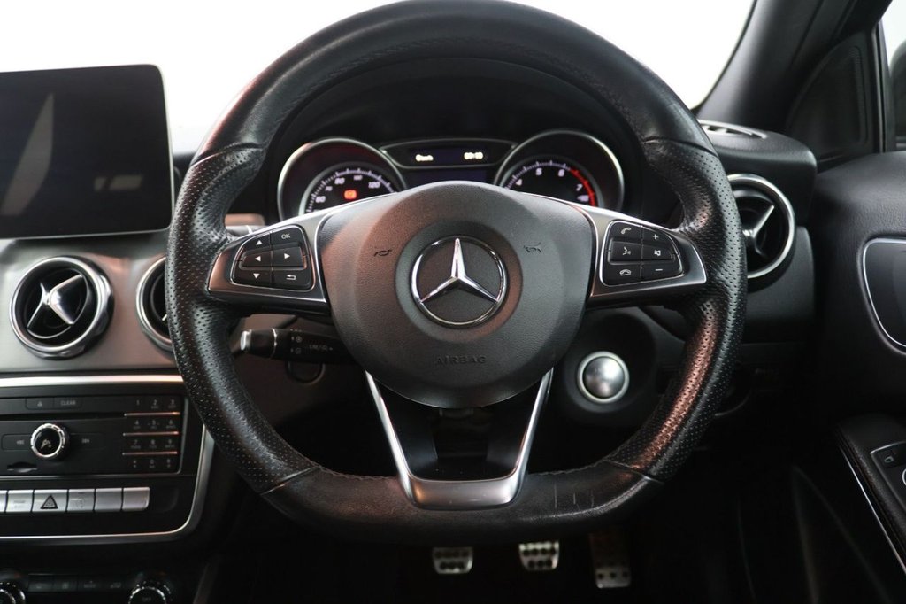 Used Mercedes-Benz GLA 2018 for sale - 77680418: Photo 19