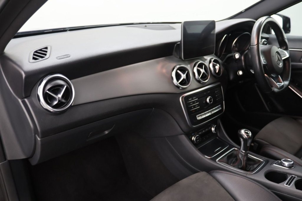 Used Mercedes-Benz GLA 2018 for sale - 77680418: Photo 23