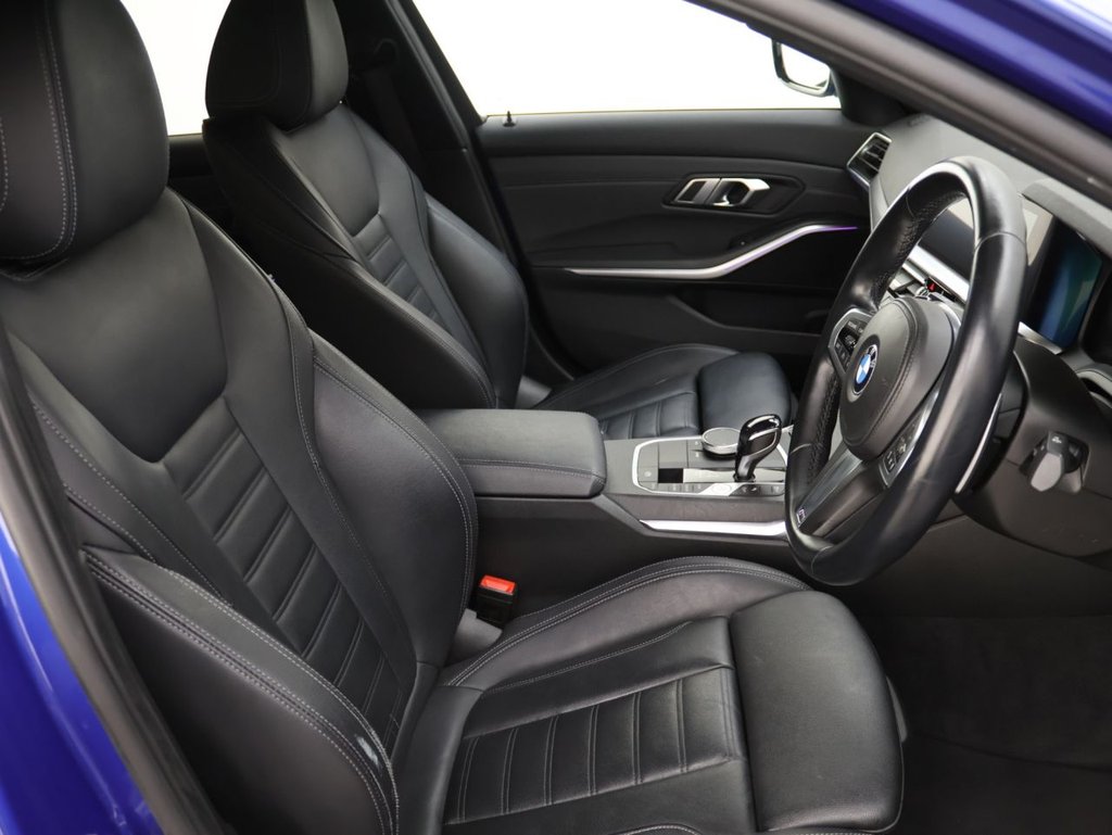 Used BMW 3 Series 2021 for sale - 76080613: Photo 12